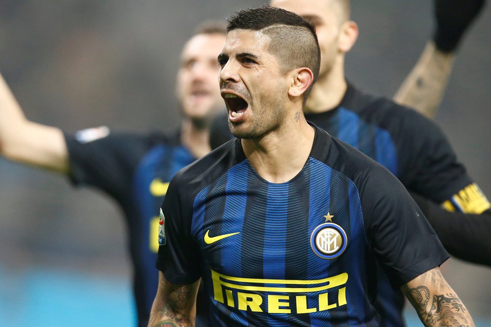 Sevilla Konfirmasi Dapatkan Banega dari Inter Milan