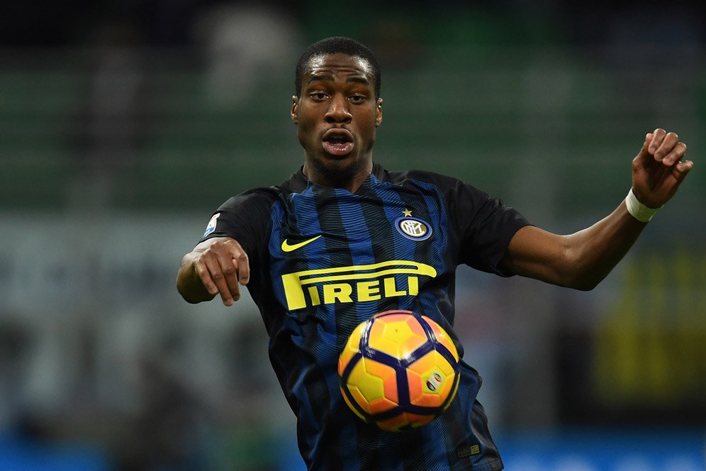 Barcelona Jalin Komunikasi dengan Kondogbia