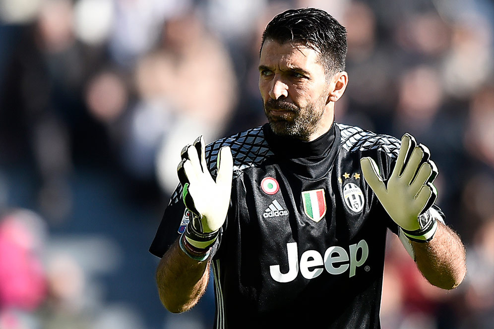 Buffon, Navas dan Neuer Bersaing Jadi Kiper Terbaik FIFA