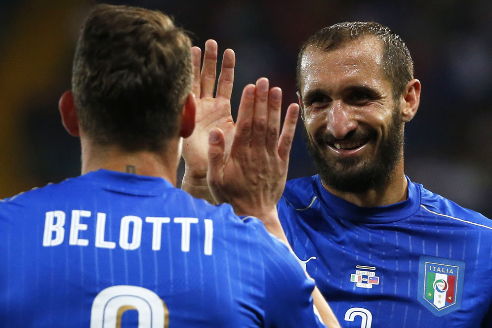 Bantai Liechtenstein, Chiellini Terima Kasih Pada Suporter Italia Bantai Liechtenstein, Chiellini Terima Kasih Pada Suporter Italia