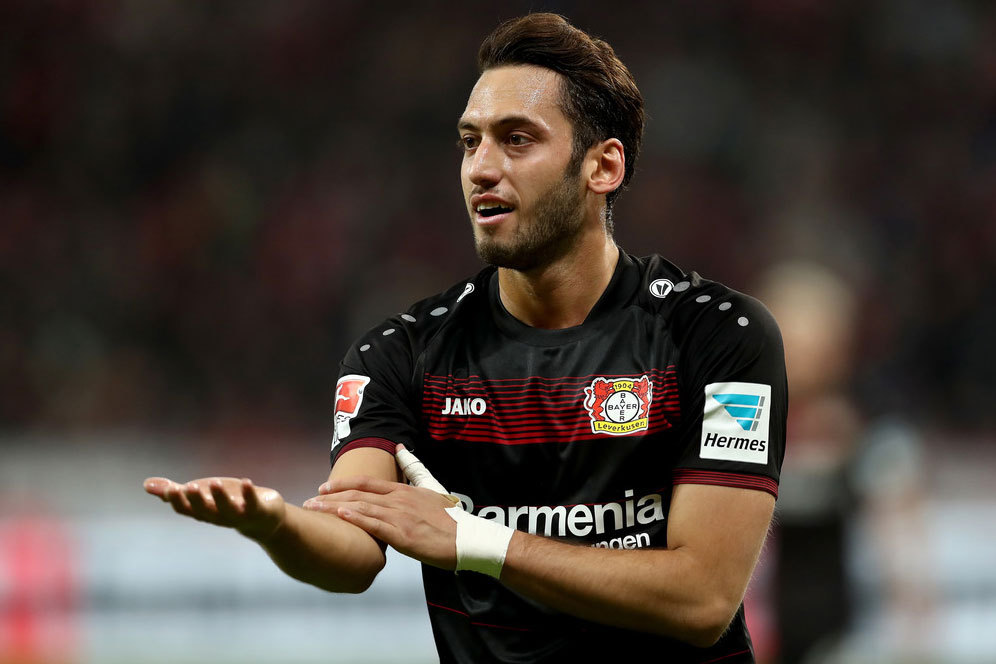 Arsenal Ramaikan Perburuan Calhanoglu