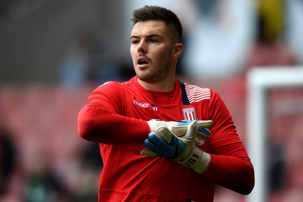 Butland Targetkan Jadi Kiper Nomer Satu Inggris