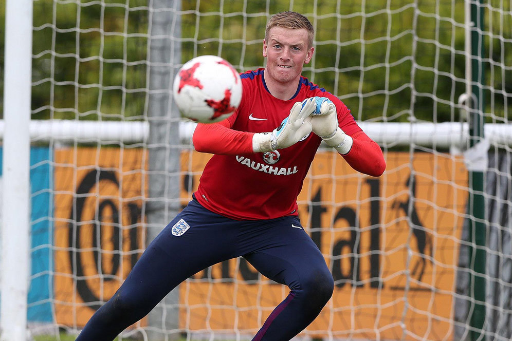 Rooney: Pickford Kiper Nomor Satu Inggris