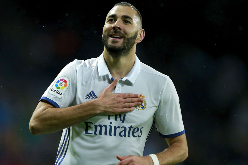 Benzema Masuk Daftar Pemain Incaran Liverpool