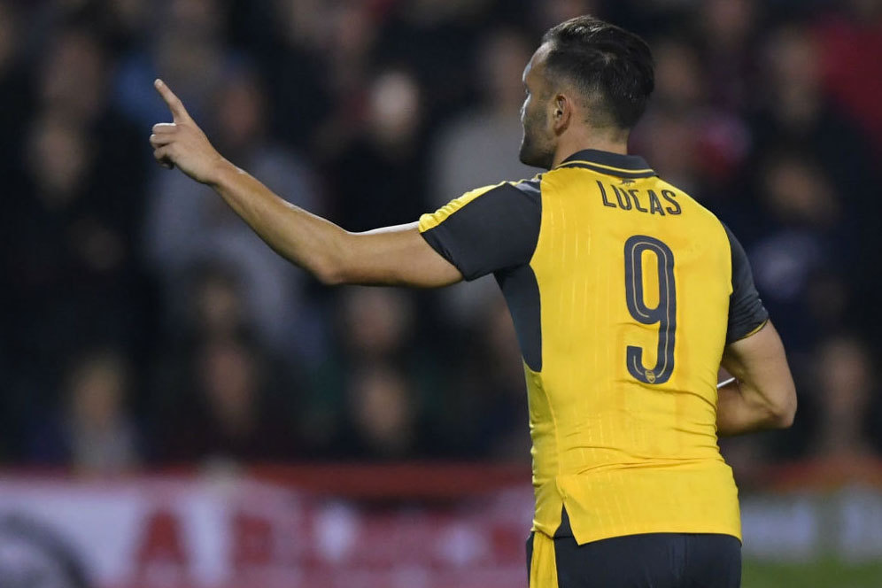 Lucas Perez Ajukan Transfer Request di Arsenal