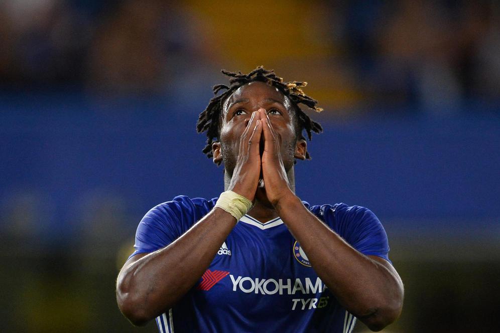 Lille Akan Tawar Batshuayi 36 Juta Pounds Lille Akan Tawar Batshuayi 36 Juta Pounds