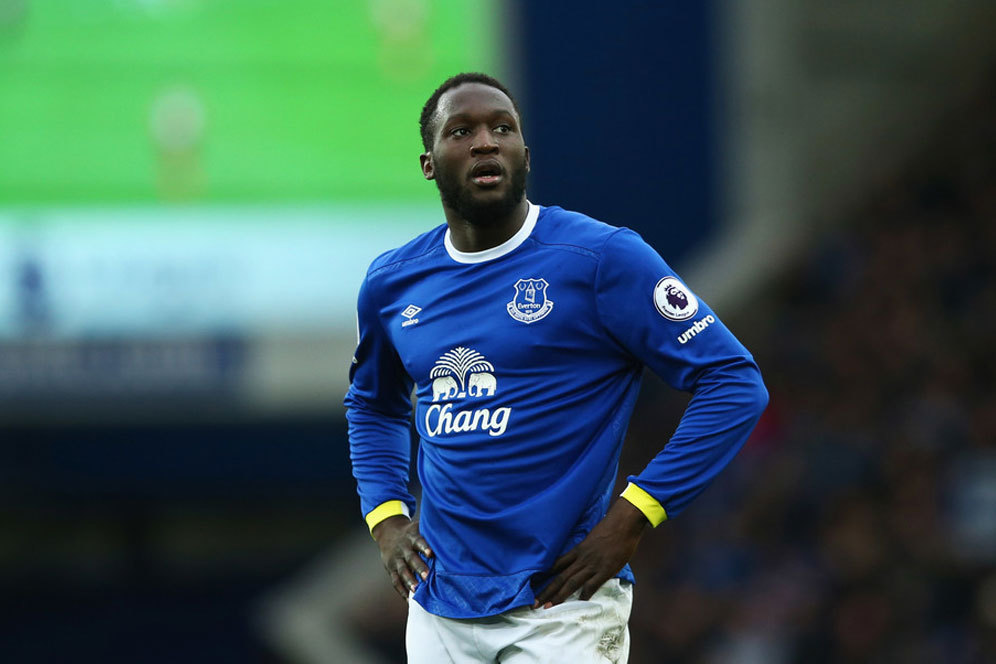 Neville Tak Yakin Dengan Kemampuan Lukaku