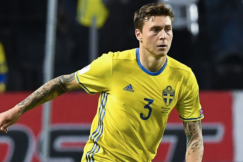 Bersinar di Piala Dunia, Victor Lindelof Dapat Hadiah Dari Jose Mourinho