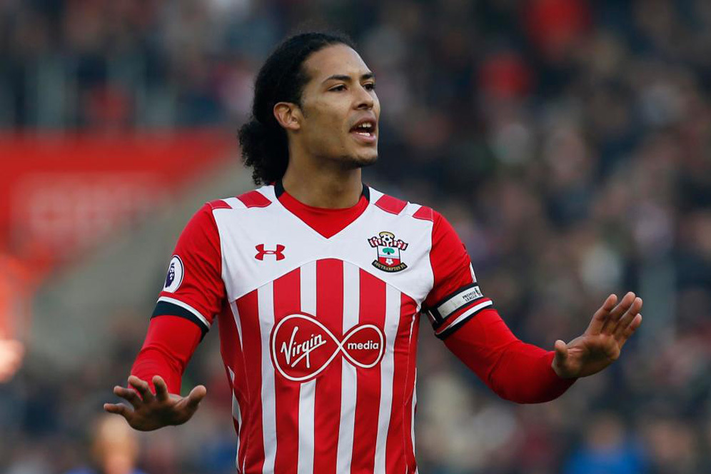 Van Dijk Paksakan Transfer ke Liverpool