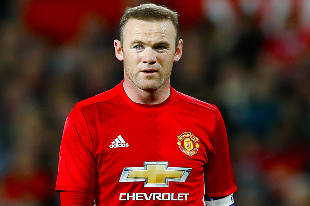 Masa Depan Diragukan, Rooney Pangkas Liburan