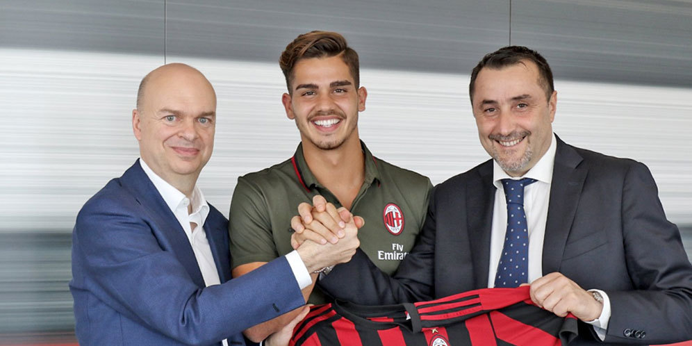 10 Transfer Termahal AC Milan Sepanjang Sejarah