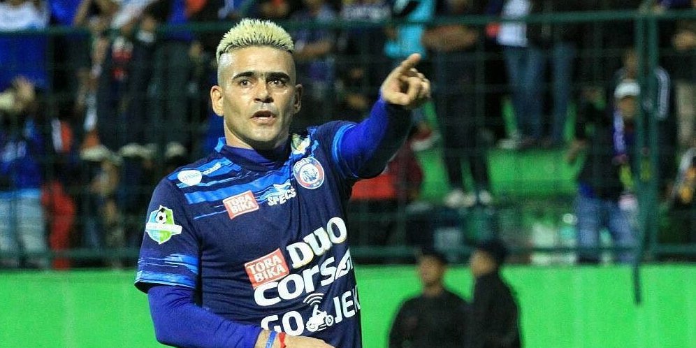 Dua Gol Gonzales Bawa Arema FC Sukses Bekuk Bali United