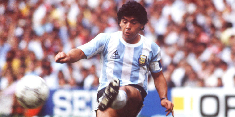 Diego Maradona (c) AFP