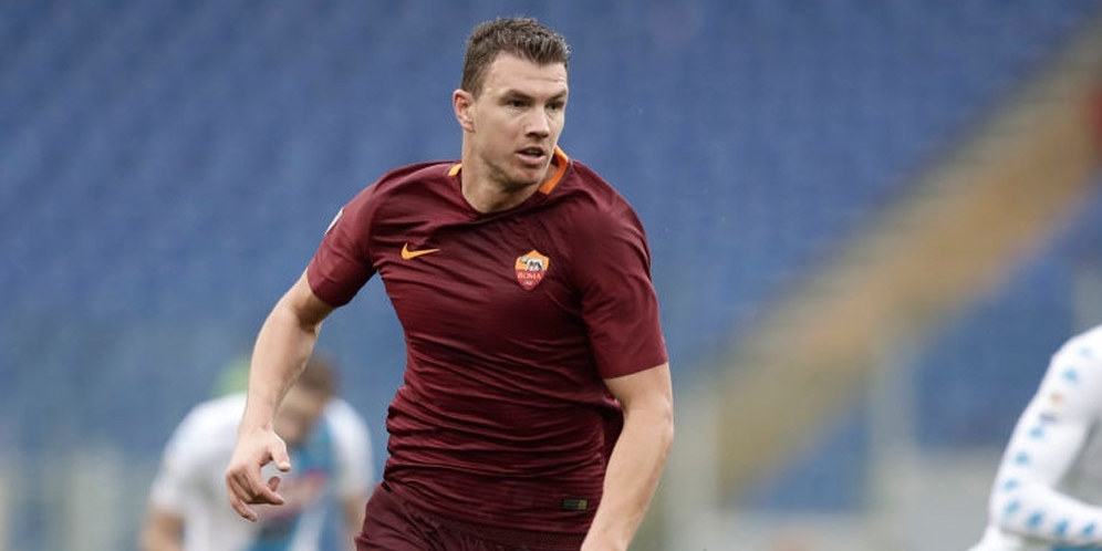 Dzeko Ungkap Rasa Lapar Gelar di Skuat Roma