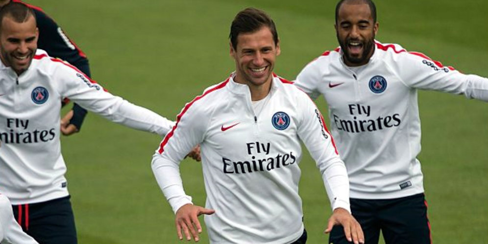 Kesengsem Krychowiak, Milan Segera Temui PSG