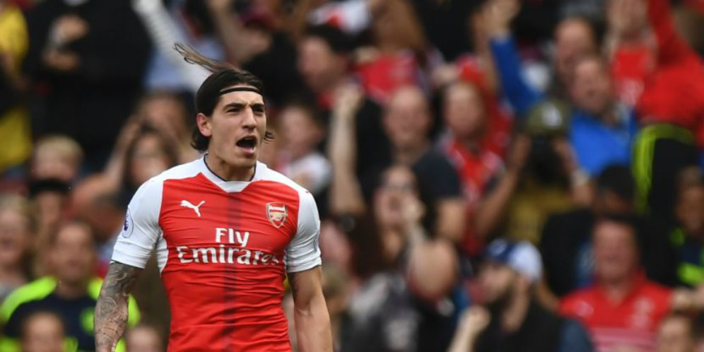 Antisipasi Kepergian Alves, Juve Ikut Buru Bellerin