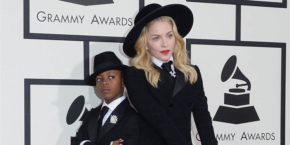 Demi Impian Sang Anak Jadi Pesepakbola, Madonna Pindah ke Portugal