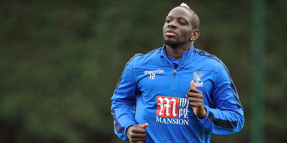 Crystal Palace Mundur Dari Perburuan Sakho