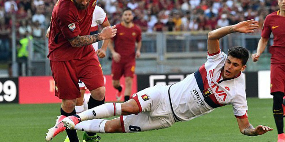 Diminati Milan dan City, Anak Muda Ini Pilih Bertahan di Genoa