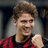 Milan Tambahkan Nama Locatelli Demi Dapatkan Belotti?