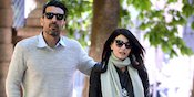 Foto Liburan 'Nakal' Buffon dan Sang Pacar Jadi Viral Foto Liburan 'Nakal' Buffon dan Sang Pacar Jadi Viral