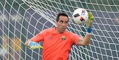 Marah-marah, Istri Claudio Bravo Tuding Pemain Chile Mabuk