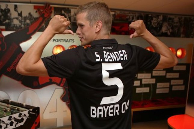Sven Bender (Bayer Leverkusen) Sven Bender (Bayer Leverkusen)