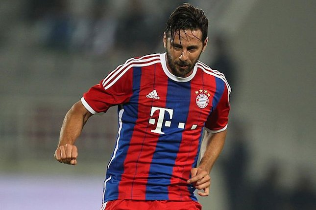 2. Claudio Pizarro (Peru)