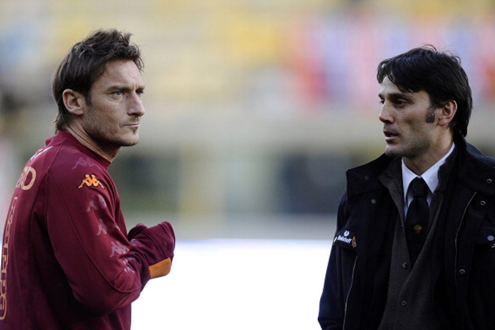 Montella: Seragam Totti Hanya Seragam Roma Montella: Seragam Totti Hanya Seragam Roma