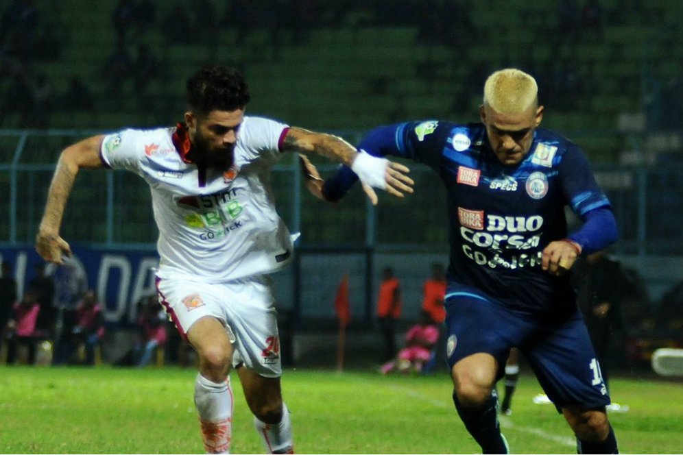 Arema FC Dipaksa Bermain Imbang Oleh Borneo FC