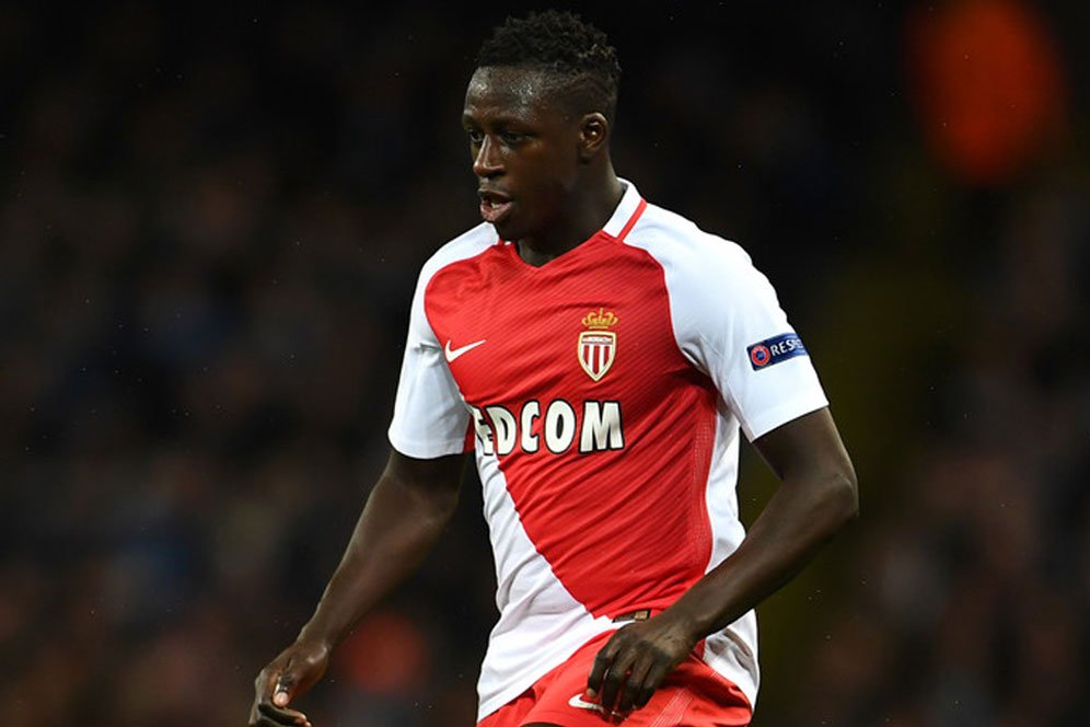 City Segera Daratkan Benjamin Mendy?