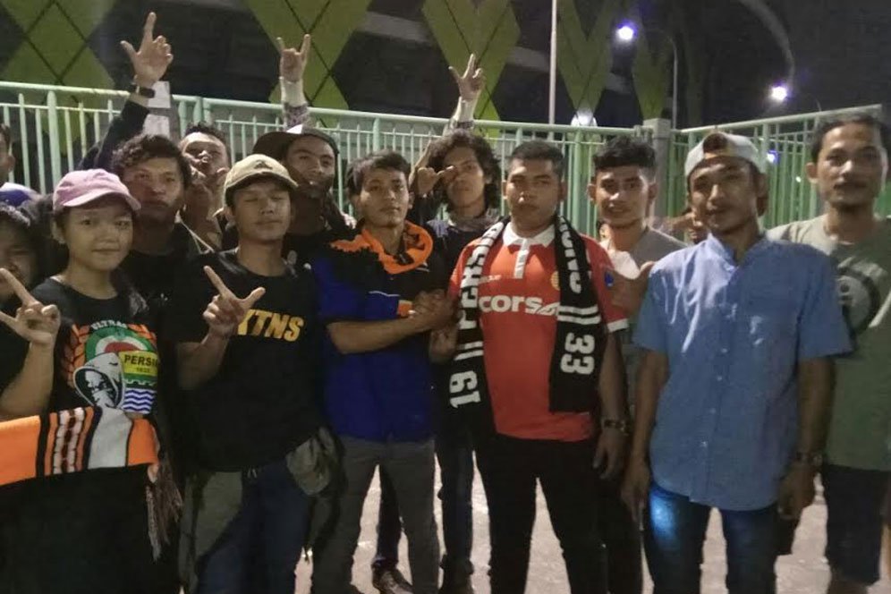 Kapten Persib Ingin The Jakmania dan Bobotoh Bersatu