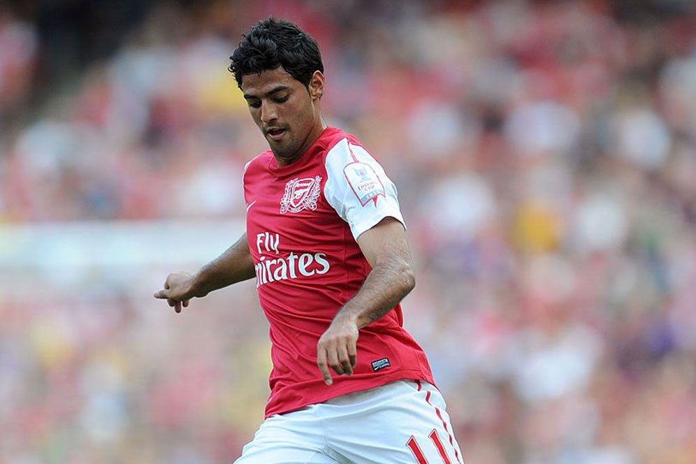 Pernah Gagal di Arsenal, Barca Incar Carlos Vela?
