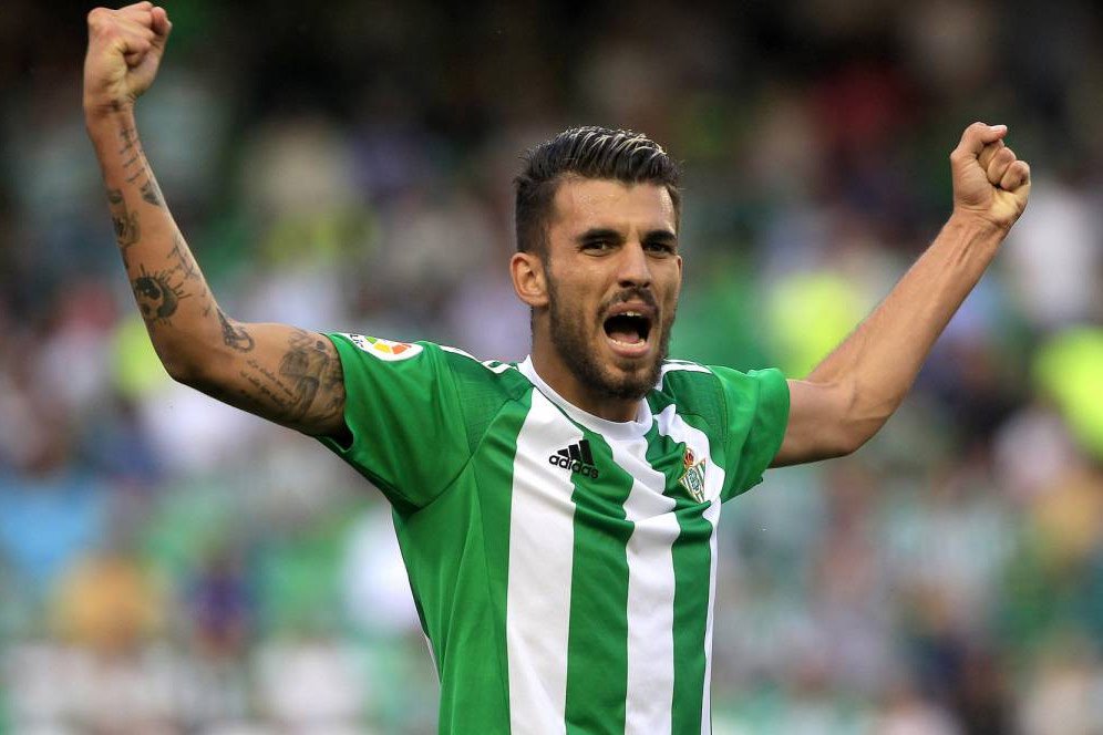 Barca dan Madrid Mengintai, Betis Nanti Sikap Ceballos