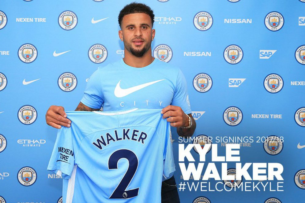 Kyle Walker Gabung Man City Demi Trofi