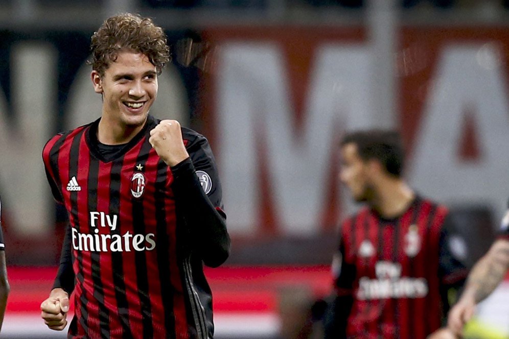 Milan Tambahkan Nama Locatelli Demi Dapatkan Belotti?