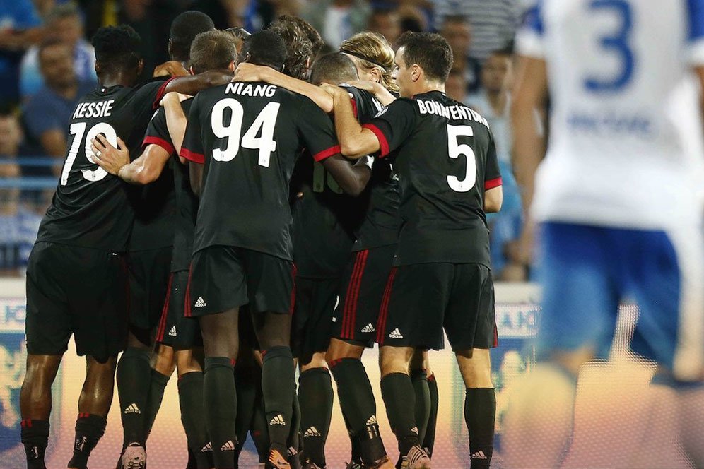 Perkiraan Formasi AC Milan Hadapi Craiova