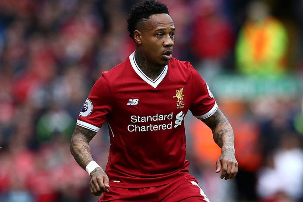 Leha-Leha, Clyne Bisa Tergusur Dari Liverpool