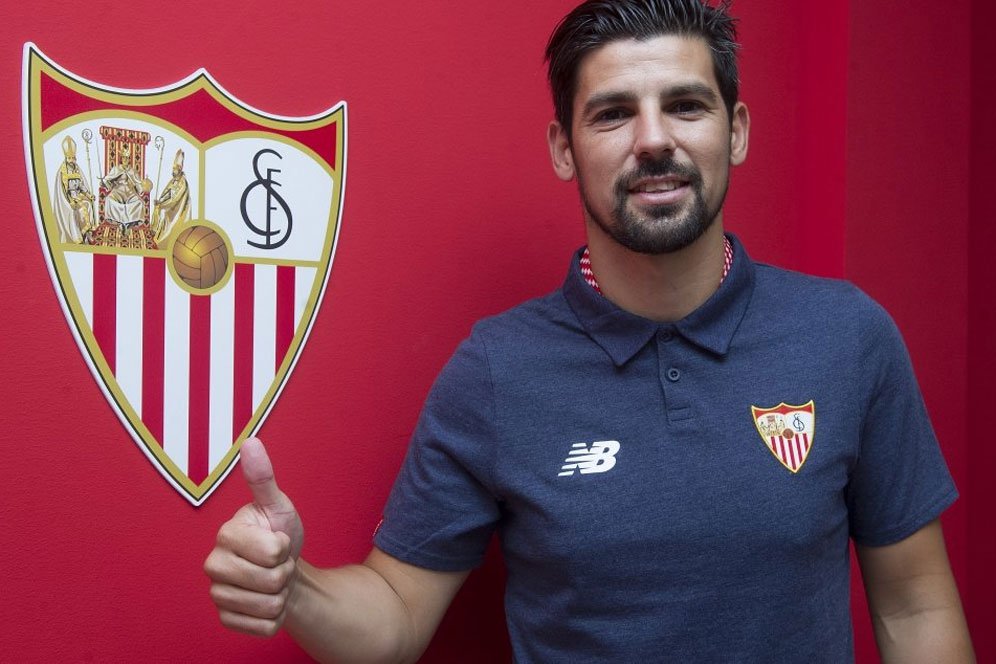 Sevilla Resmi Gaet Nolito dari Manchester City