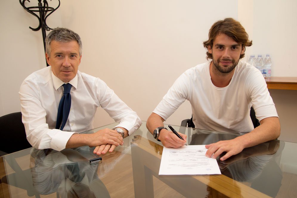 Bologna Dapatkan Andrea Poli Dari Milan Bologna Dapatkan Andrea Poli Dari Milan