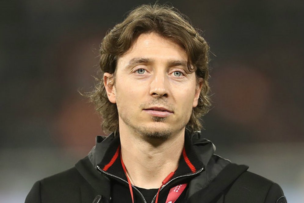 Milan Tak Bisa Beli Gelandang Karena Montolivo Ogah Hengkang