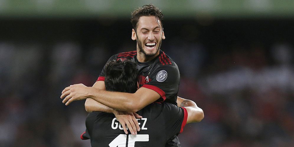 Milan Tanpa Bonucci dan Calhanoglu Saat Jumpa CSU Craiova