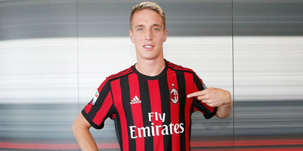 Ini Ambisi Conti Bersama AC Milan