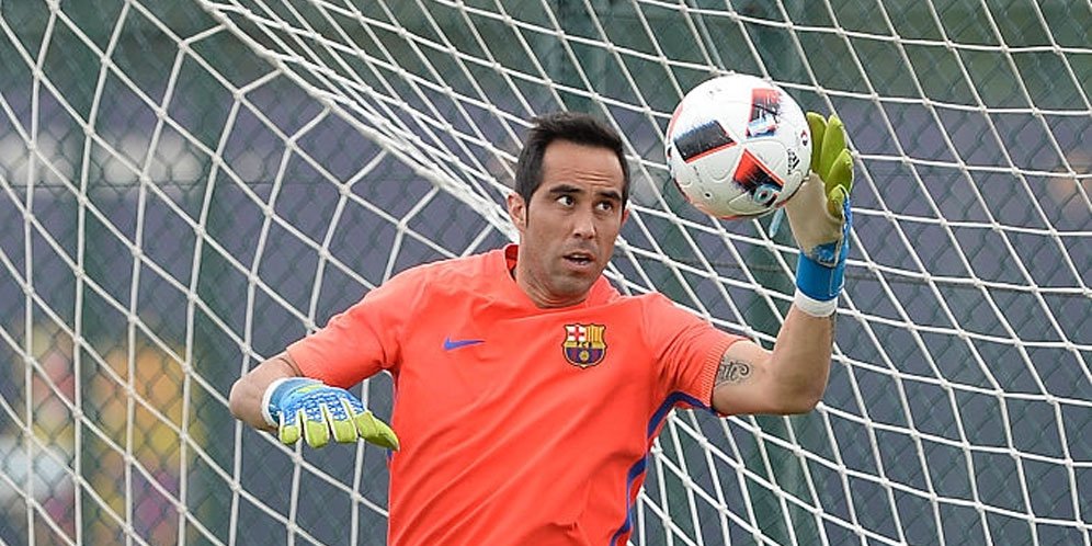 Marah-marah, Istri Claudio Bravo Tuding Pemain Chile Mabuk