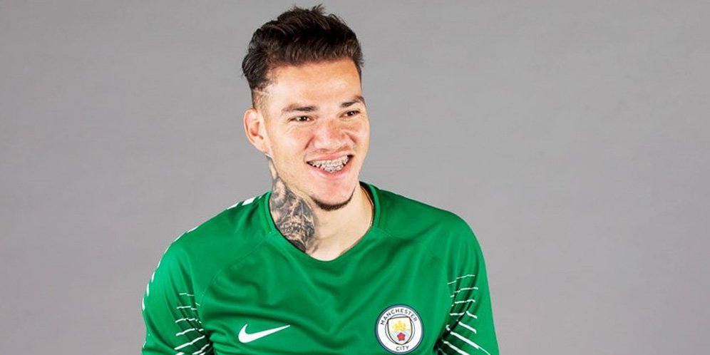 Filosofi Pep di City Buat Ederson Nyaman