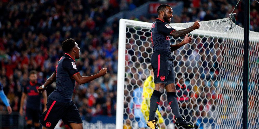 Gallas: Jangan Cepat Menilai Lacazette