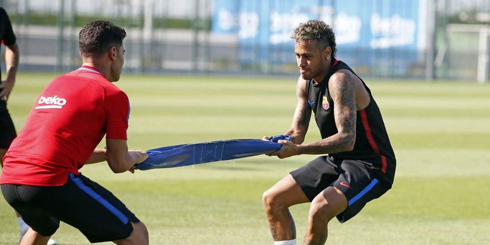 Barcelona Tak Khawatir Kehilangan Neymar ke PSG
