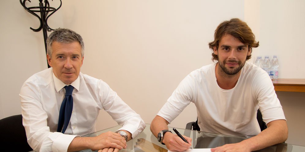 Bologna Dapatkan Andrea Poli Dari Milan