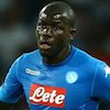 Presiden Napoli Akui Kebanjiran Tawaran Untuk Kalidou Koulibaly