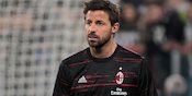 Putra Kiper Milan Ber-jersey Juve, Apa Yang Kamu Pakai Itu?! Putra Kiper Milan Ber-jersey Juve, Apa Yang Kamu Pakai Itu?!
